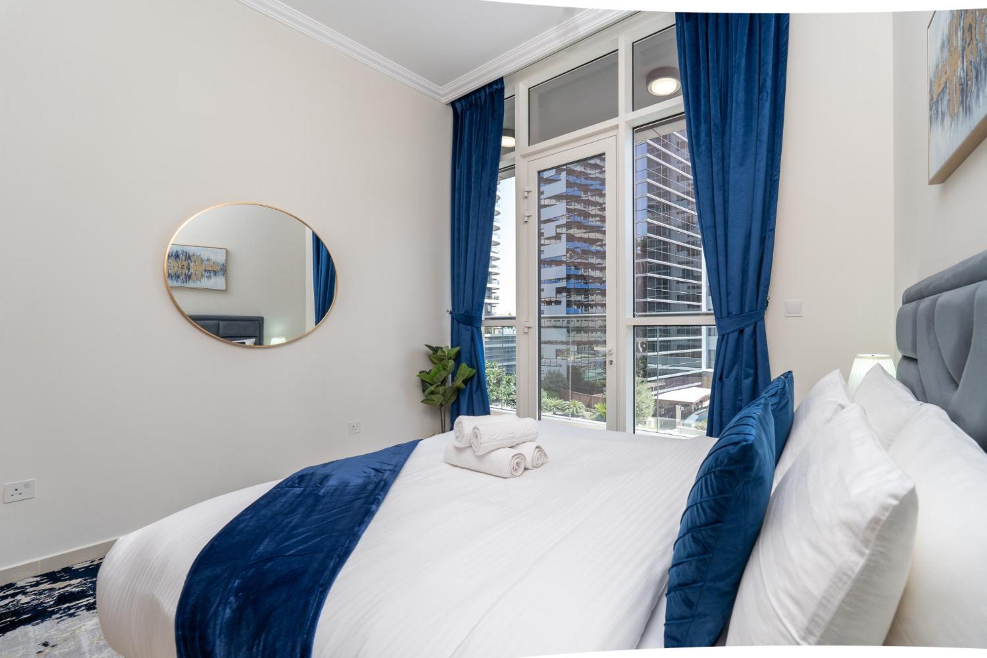 Dunya Tower Luxury And 2 Min Walk To Dubai Mall And Burj Khalifa In Heart Of Downtown Exterior foto