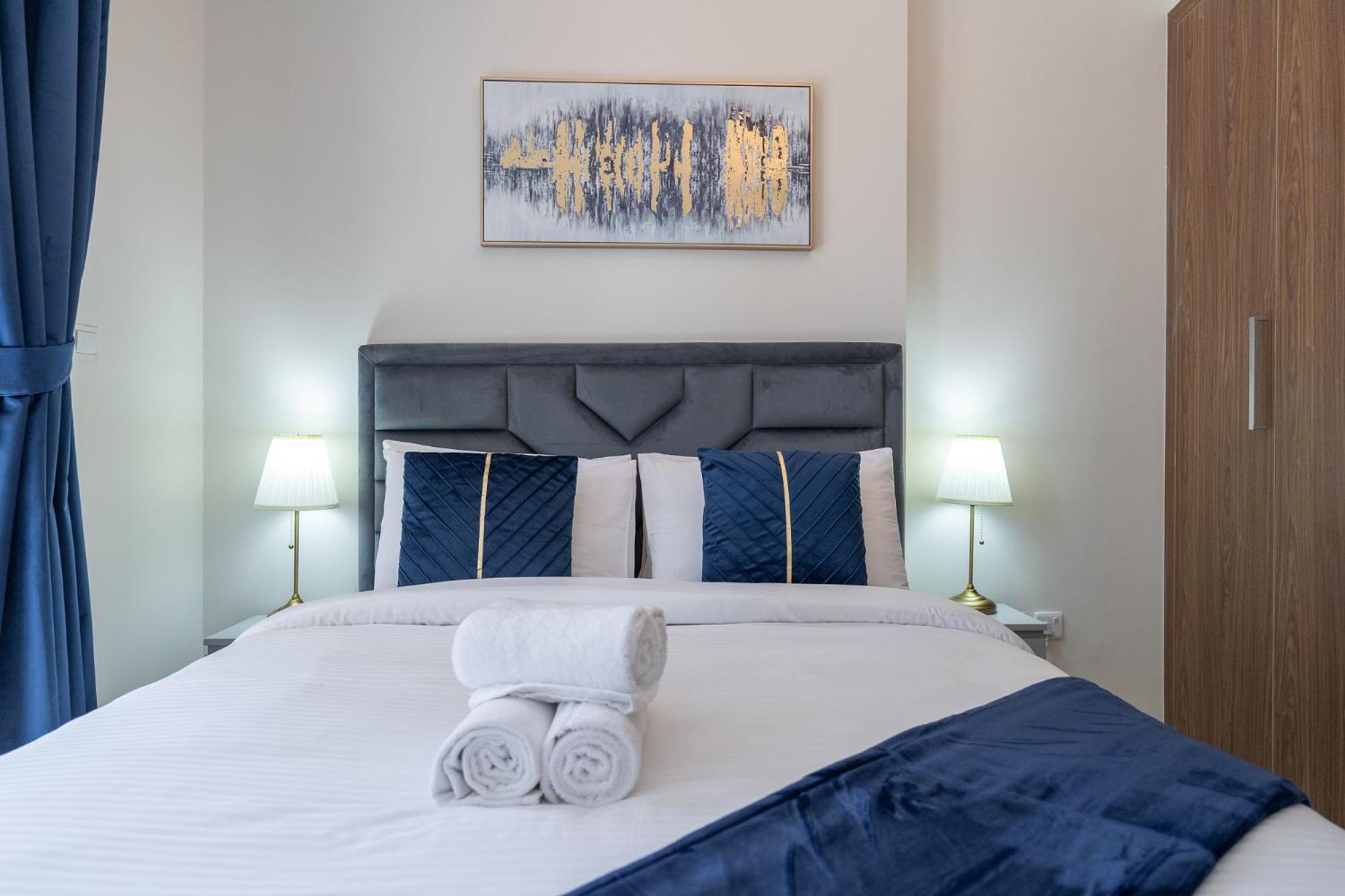 Dunya Tower Luxury And 2 Min Walk To Dubai Mall And Burj Khalifa In Heart Of Downtown Exterior foto