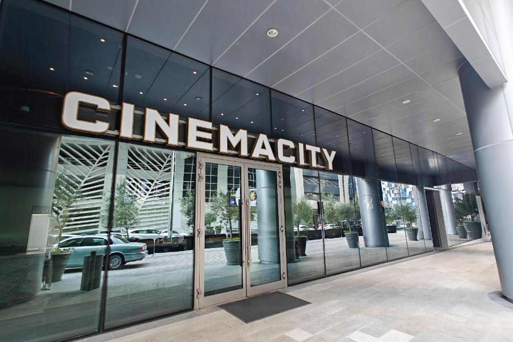Dunya Tower Luxury And 2 Min Walk To Dubai Mall And Burj Khalifa In Heart Of Downtown Exterior foto